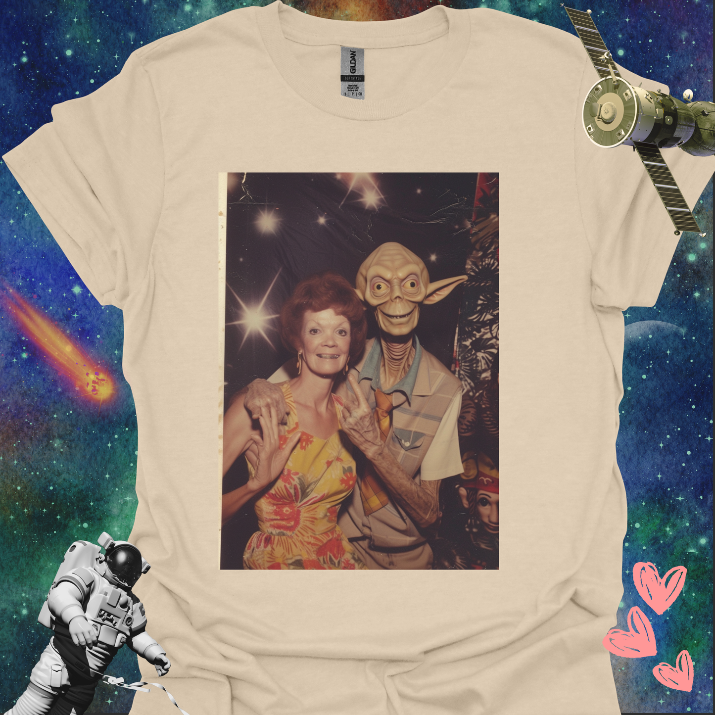 Alien Love Connection T Shirt - Couple #3