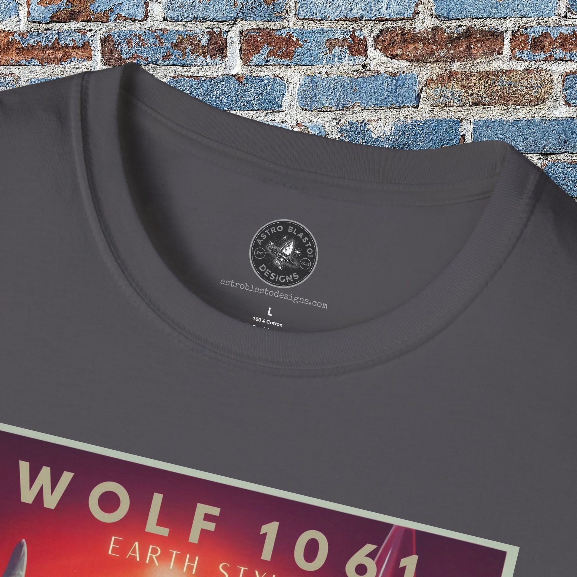 wolf 1061 space art transport t shirt