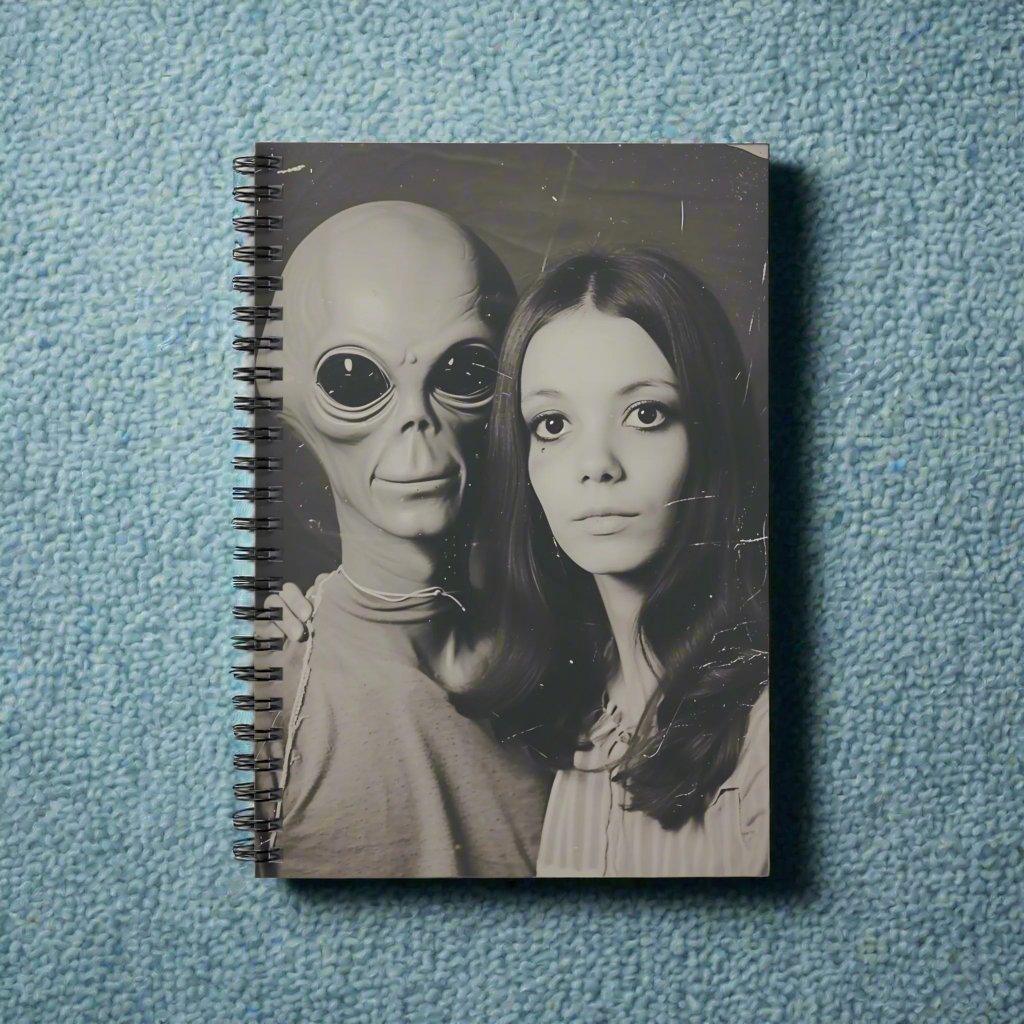 Alien Love Connections Notebook - Couple #6