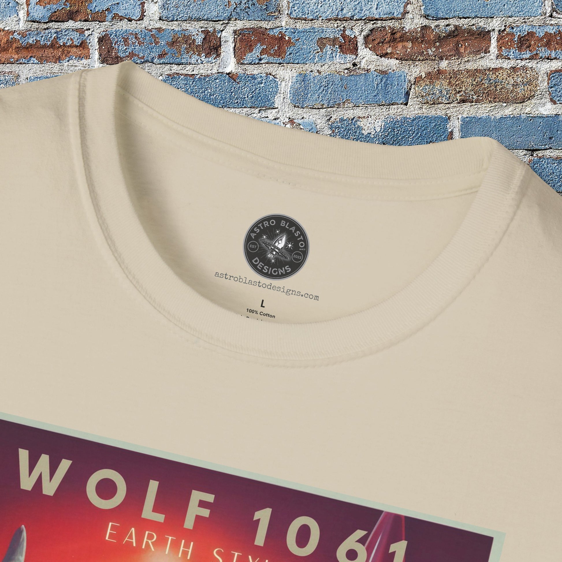 wolf 1061 space art transport t shirt